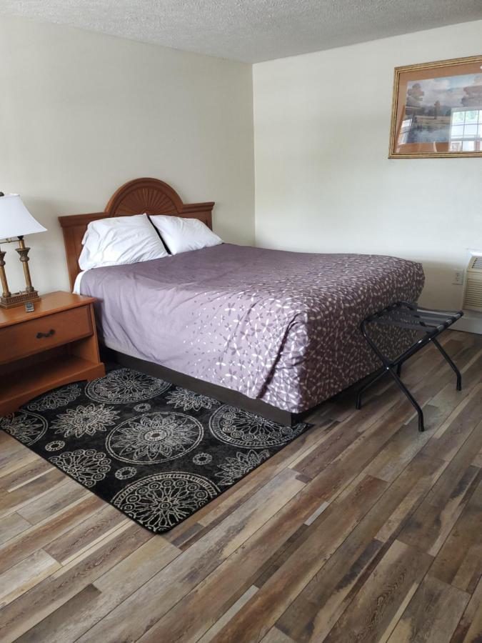 Turnpike Motel Melrose Luaran gambar